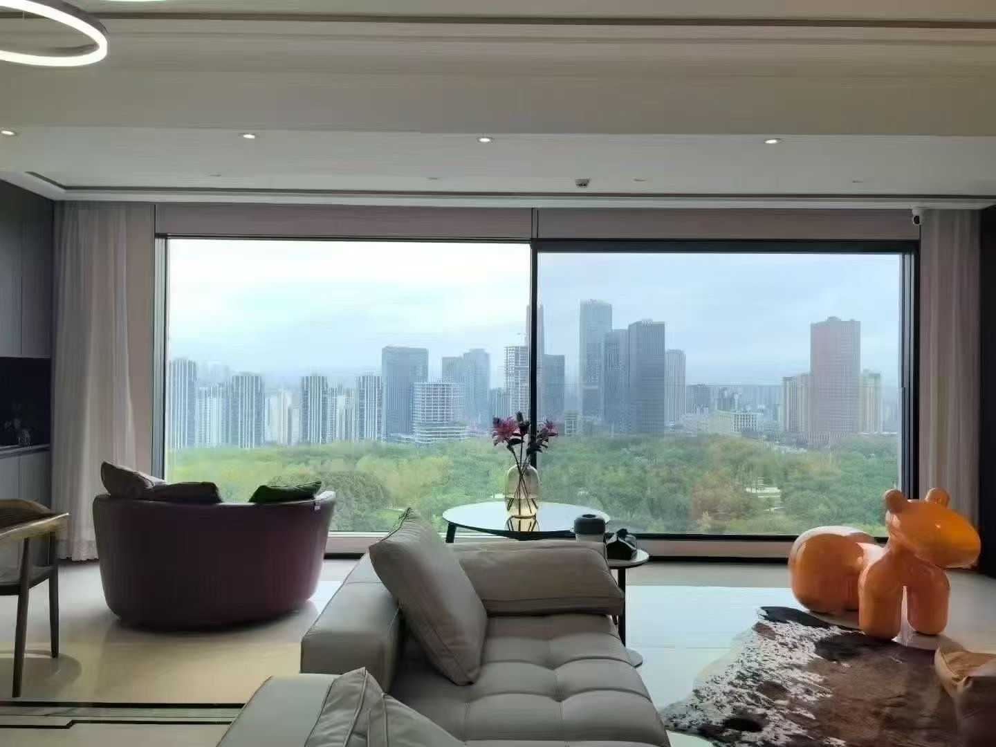 High-end aluminum window and door detail